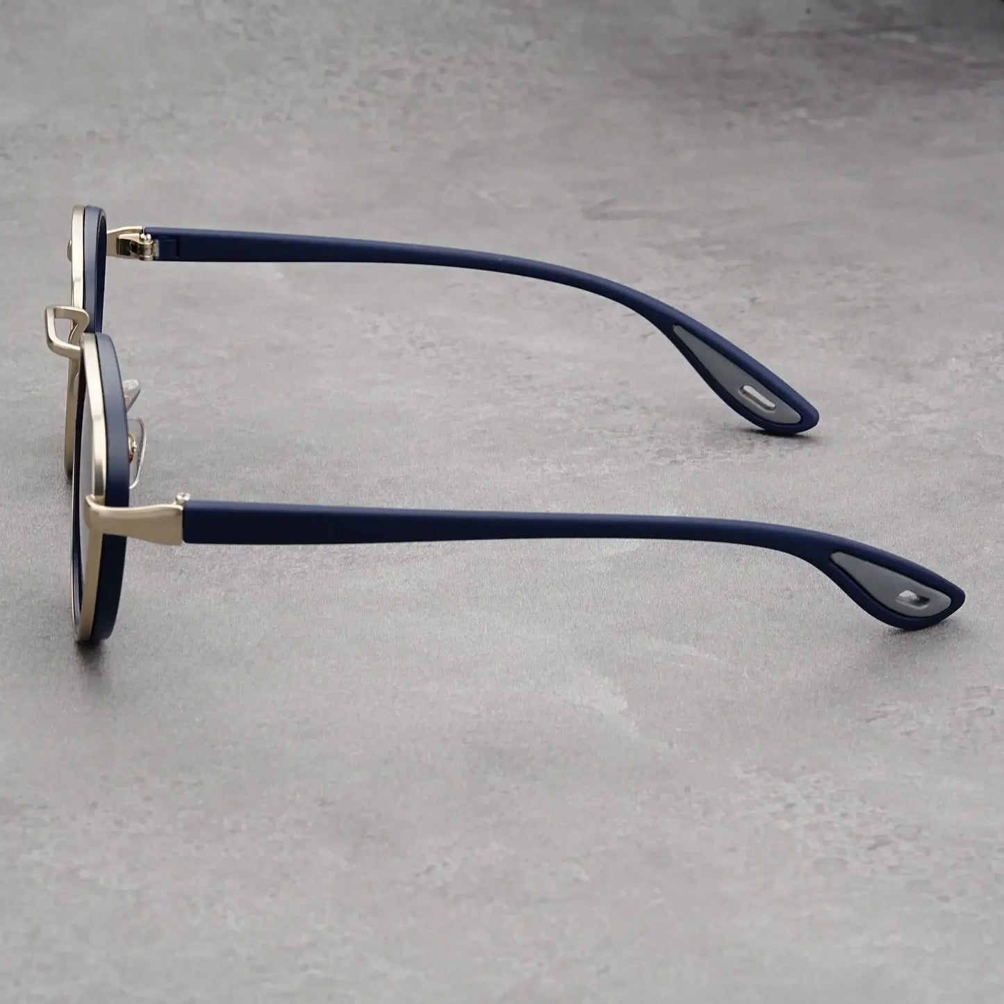 Carson Rift Shades